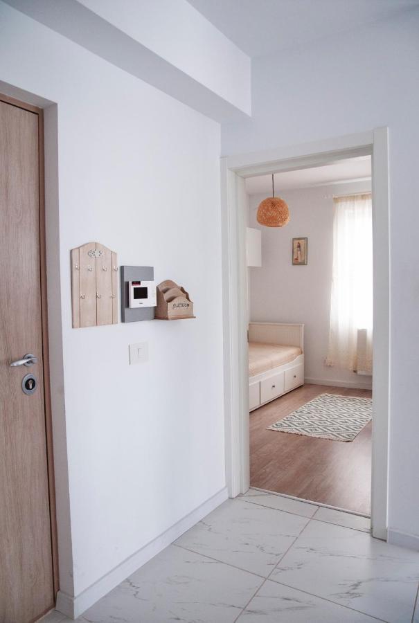 Elis Apartment By Oasis Homes Oradea Exterior foto