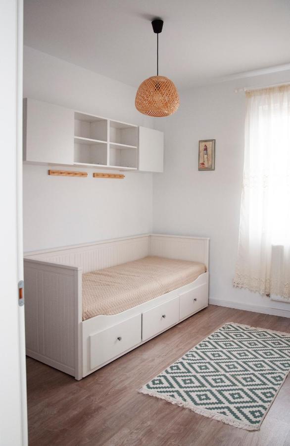 Elis Apartment By Oasis Homes Oradea Exterior foto